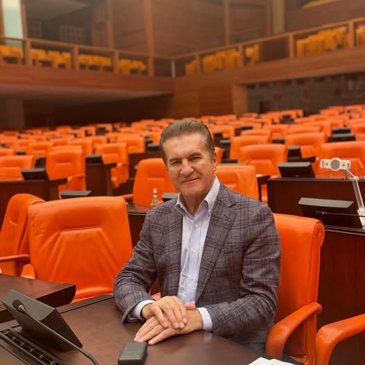 Sarıgül’den TBMM’de Şafak Nöbeti: “Emekli Hakkını Alana Kadar Buradayız!”